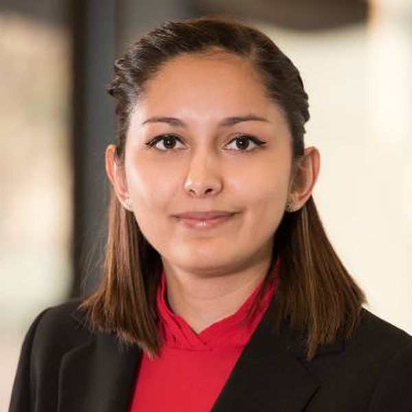 Elizabeth Gonzalez portrait picture